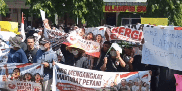 Ribuan Mitra MBG Gelar Aksi Damai di DPRD Trenggalek, Desak Keberlanjutan Program dan Pemberdayaan Pangan Lokal