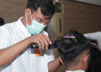 Bekali Keterampilan dan Sertifikasi, Lapas Kediri Gelar Uji Kompetensi Barbershop bagi Puluhan Warga Binaan