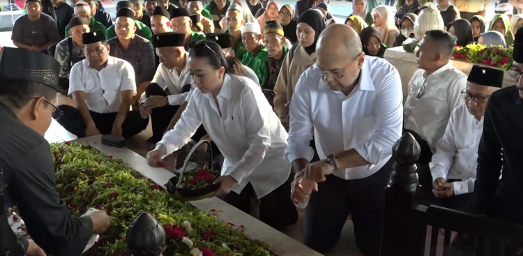 Peringati Haul Ke-56 di Blitar, Romy Soekarno Minta Ajaran Sang Proklamator Tak Sekadar Jadi Simbol Sejarah