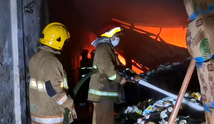 Gudang Sembako di Banjaran Kediri Ludes Terbakar, Diduga Akibat Korsleting Listrik