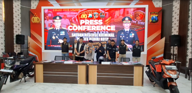 Beraksi di 13 TKP Lintas Daerah, Spesialis Pecah Kaca Mobil Asal Bogor Diringkus Polres Kediri Kota