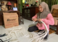 Berdayakan Tetangga, Ibu Tiga Anak di Blitar Raup Omzet Belasan Juta dari Kreasi Tas Anyaman