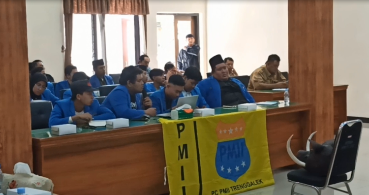 Kritisi Program Makan Bergizi Gratis, PMII Trenggalek Dorong DPRD Perkuat Koordinasi Lintas Sektor