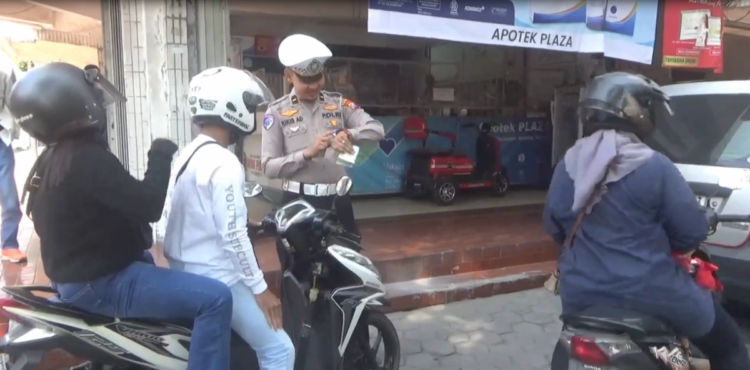 Jaring Penunggak Pajak, Bapenda Jatim Gelar Operasi Simpatik di Tulungagung Sediakan Layanan Bayar di Tempat