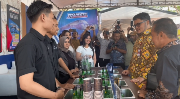 Semarak Hari Koperasi Ke-79, Dekopinda Kediri Gelar Gebyar UMKM Dorong Produk Lokal Go Digital