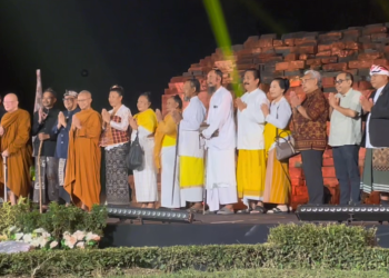 Rawat Harmoni Lintas Agama, Pemkab Kediri Gelar Tradisi Tirtayatra di Candi Tegowangi