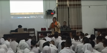 Tekan Penularan HIV pada Remaja, KPA Tulungagung Gencarkan Edukasi ke Sekolah