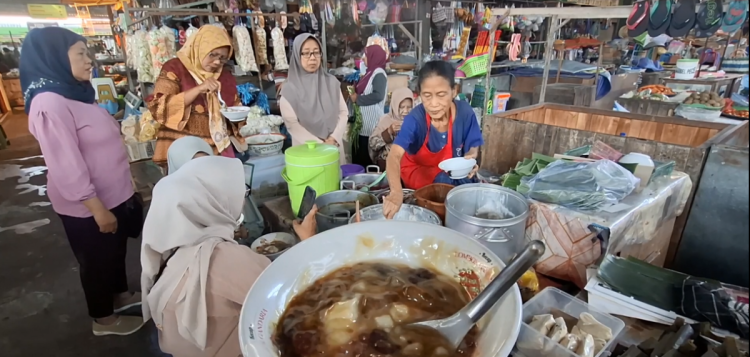Bertahan Setengah Abad, Jenang Madura Legendaris di Pasar Pahing Kediri Tetap Jadi Primadona