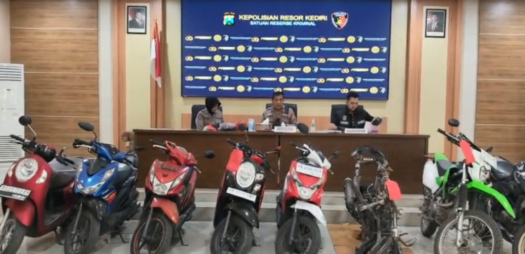 Polres Kediri Berhasil Ungkap Berbagai Kasus, Mulai Dari Mantan Suami Bakar Rumah Istri Hingga Gulung Komplotan Curanmor