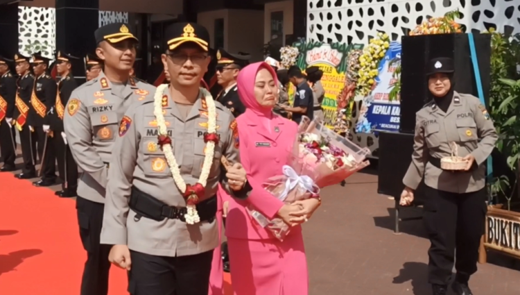 Tongkat Komando Berpindah, AKBP Rizky Tri Putra Resmi Jabat Kapolres Trenggalek