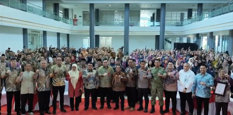 Minim Regenerasi, Bupati Kediri Ajak Generasi Muda Terjun ke Dunia Koperasi