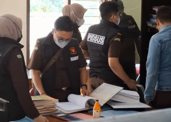 Usut Dugaan Korupsi Griyo Dalem Kanjengan, Kejari Geledah Kantor Kelurahan Kepatihan Tulungagung
