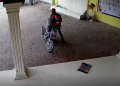 Terekam CCTV, Kotak Amal Masjid di Trenggalek Dibobol Maling,