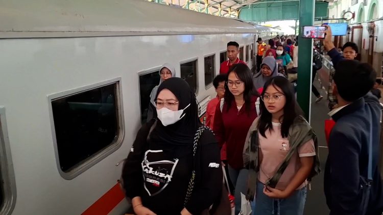 Pastikan Keselamatan Jelang Perjalanan, Petinggi KAI Daop 7 Madiun Cek Lintas Kediri-Tulungagung
