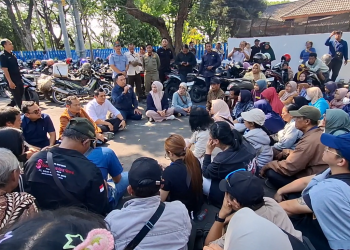 Geruduk DPRD Kediri, Pedagang Pasar Bandar dan Pahing Ancam Tempuh Jalur Hukum