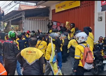 Demo Kesal Berbuah Segel, Ojol Kediri Desak Hapus Fitur Booster dan Batasi Driver Baru