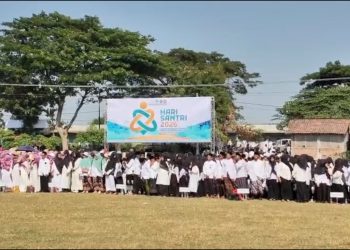 Tak Cukup Berilmu dan Berakhlak, Santri Kediri Diajak Berani Suarakan Kebenaran hingga Kuasai Teknologi