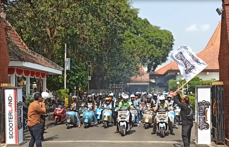 Gas Bley Skuteran di JLS, Wabup Trenggalek Ajak Ribuan Scooterist Garap Promosi Wisata
