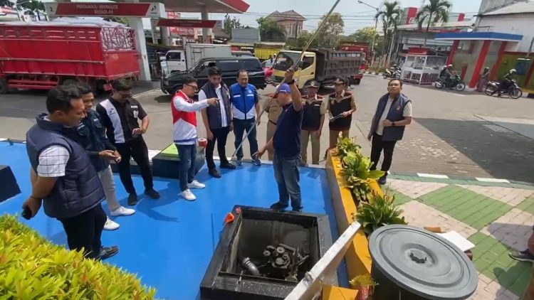 Antrean SPBU di Blitar Berangsur Lenggang, Pertamina Pastikan Stok BBM Aman dan Merata