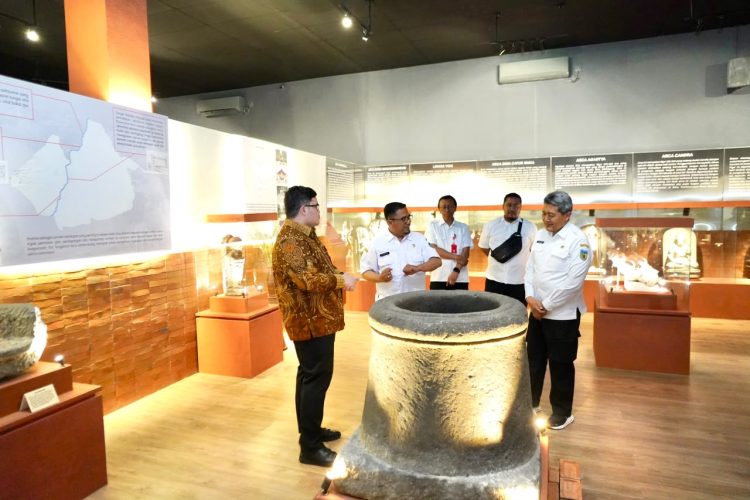 Mas Dhito Cek Langsung Progres Pembangunan Museum Tahap 3