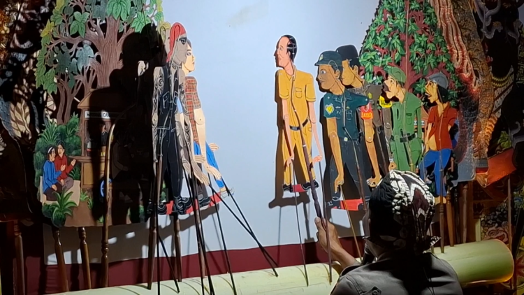 Peringati Hari Sumpah Pemuda, Polres Kediri Kota Gelar Wayang Cangkrukan Kamtibmas